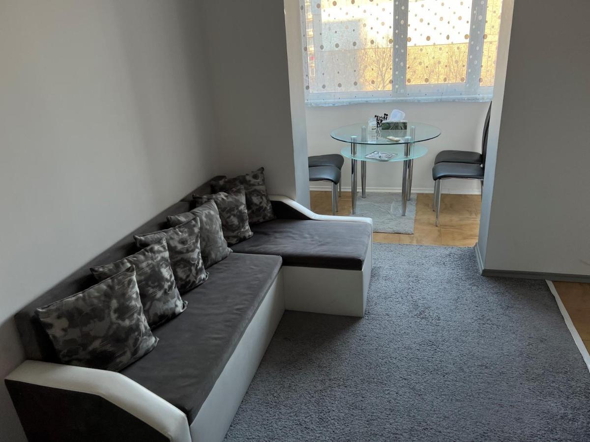 Cosy Central Apartment Varna Buitenkant foto